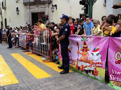 Saldo blanco en el centro en el Carnaval, asegura la policía de Angélica Araujo