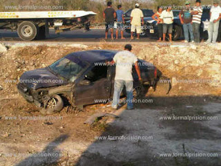 Dos estudiantes de la UVM heridos en un accidente en la Mérida-Progreso