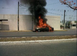 Otro incendio de vehículo en la Prolongación del Paseo de Montejo