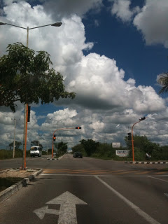 Instala la SSP nuevos semáforos en la Avenida Yucatán, a la entrada de La Flórida