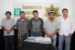 Cinco coyotes detenidos por falsificar documentos de la SSP