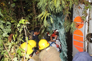 Tres muertos y 21 heridos en volcadura de un ADO que llegaba de Playa del Carmen