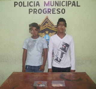 Narcos utilizan a dos adolescentes tabasqueños para vender droga