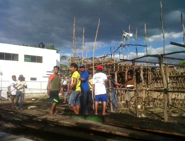 Hermanitos fuman el primer cigarro de sus vidas, pero incendian el cosodel pueblo