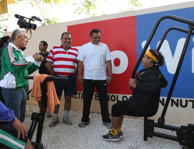 Ponen a funcionar gimnasios "al aire libre" en cuatro unidadesdeportivas de Mérida