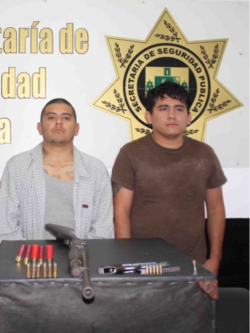 Empistolados detenidos en el Periférico