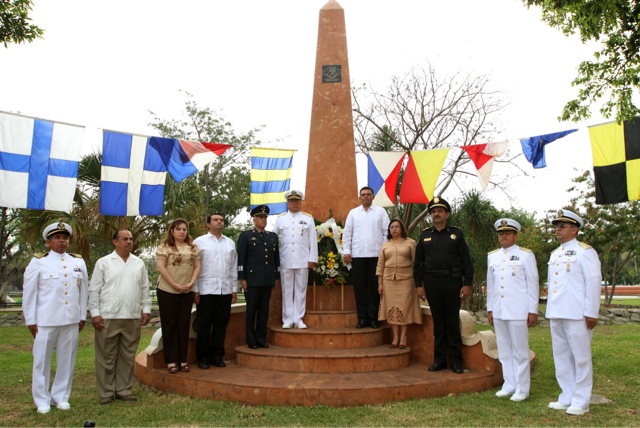 Conmemoran el XCIX aniversario de la Heroica Defensa del Puerto de
Veracruz