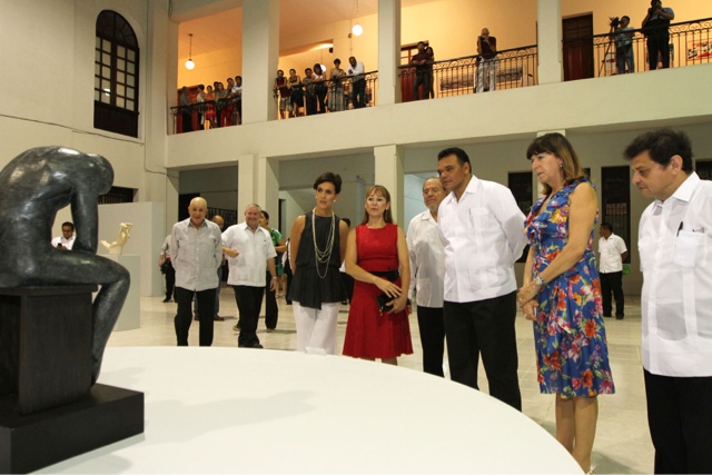 Gobernador inaugura exposición de renombrados artistas en el MACAY