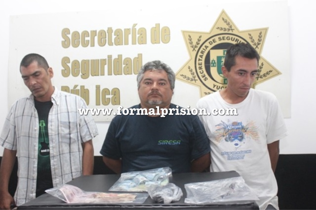 Tres detenidos por asalto a repartidor de Sabritas