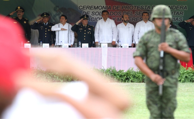 Rinden protesta conscriptos del SMN; 534 varones y 18 mujeres