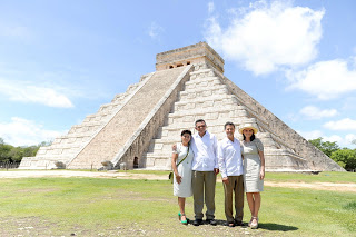 Chichén Itzá maravilla al Presidente de China