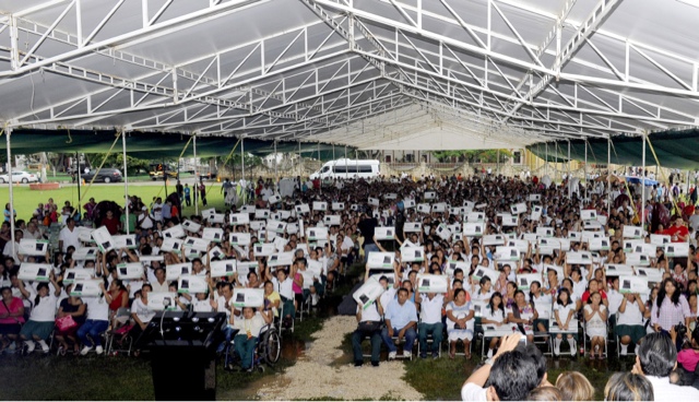 Más de ocho mil estudiantes de bachillerato ya tienen computadora
portátil