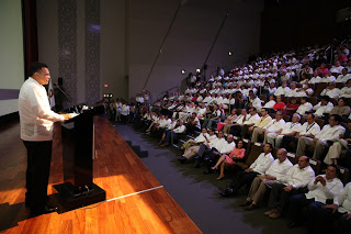 Rolando Zapata inaugura reunión nacional de la CANACINTRA.