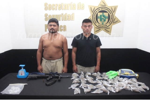 Dos detenidos con drogas y un "cuerno de chivo"