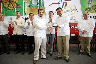 Inaugura el Gobernador la Expo Vivienda 2013.