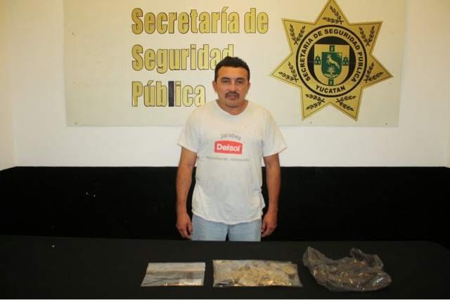 Detenido por llevar mariguana y crack en su Focus