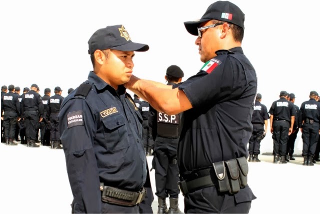 Cesan a policía por sostener encuentro sexual con una civil