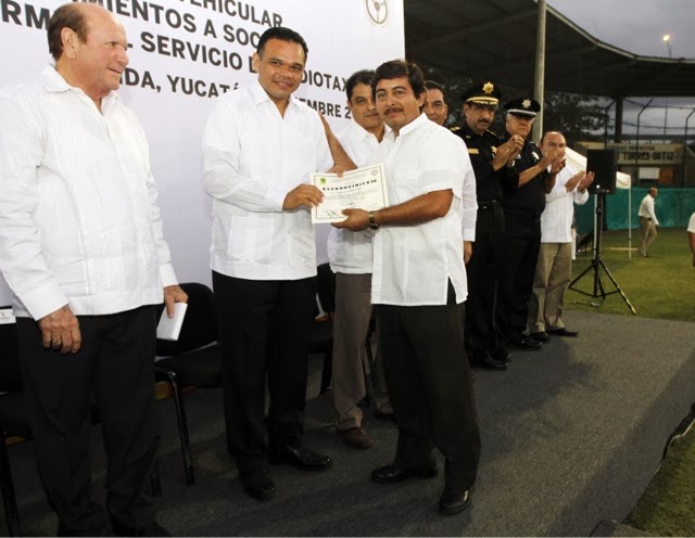 Taxis del Futv venderán "tiempo aire" para telefonía celular en Méruda