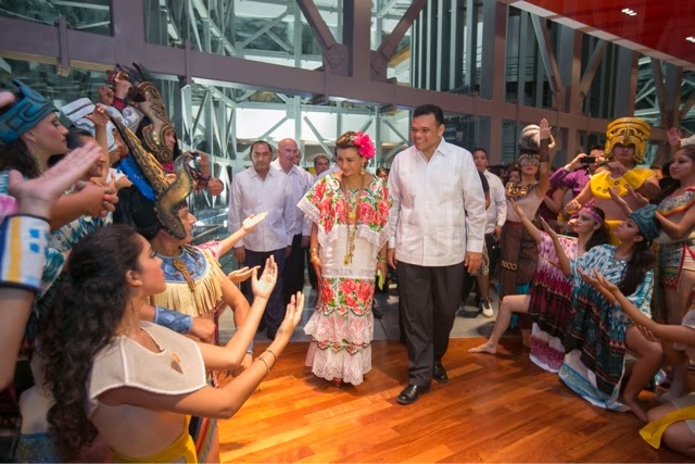 El Gobernador Rolando Zapata Bello clausura el FICMaya