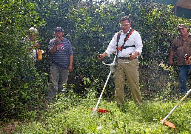 Entrega el Gobernador apoyos por más de 5.8 mdp, para el desarrollo del
campo yucateco.