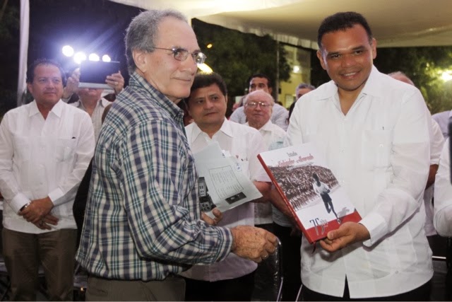 Presentan libro conmemorativo del estadio “General Salvador Alvarado"