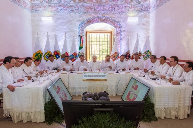 Rolando Zapata convoca a gobernadores a fortalecer la integración de
zona Sur-Sureste