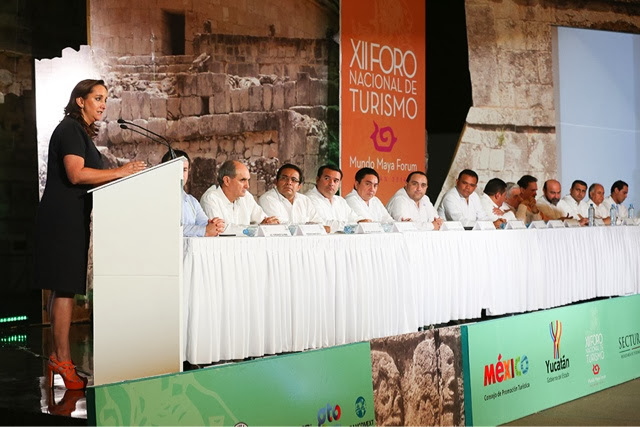 Inauguran en Yucatán el XII Foro Nacional del ramo, Mundo Maya Fórum
2014