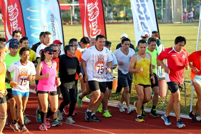 Participa Gobernador en actividades por aniversario del estadio "Gral.
Salvador Alvarado"