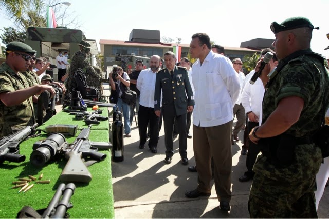 Conmemoran Día del Ejército en Mérida