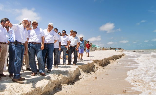 Constata Gobernador avances de los trabajos de recuperación de playas