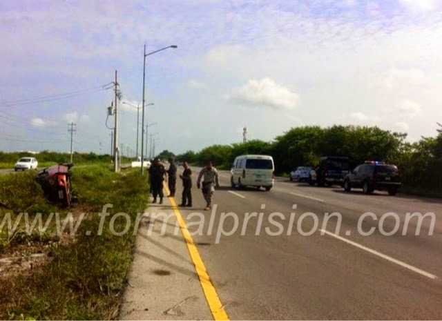 Empleado de la Fiscalía se accidenta en la carretera a Progreso