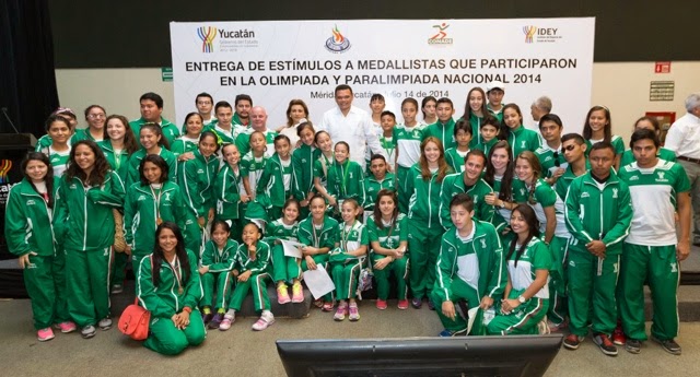 Reconocen a medallistas de Olimpiada y Paralimpiada Nacionales 2014