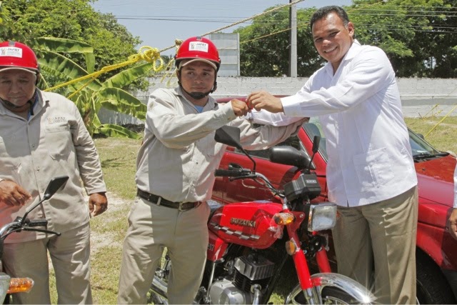 Entrega Zapata Bello mobiliario y equipo a la Japay por 3.5 mdp.