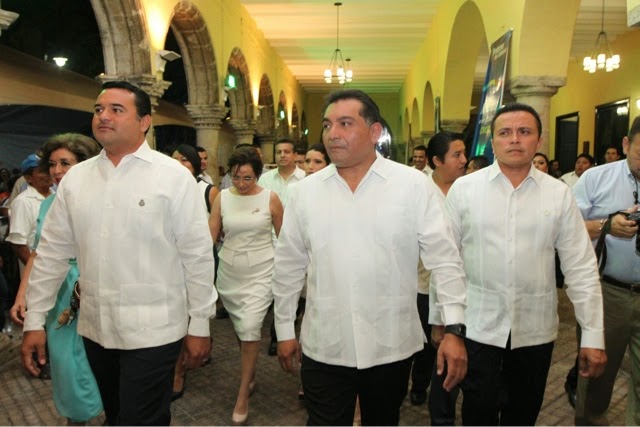 Asiste secretario General de Gobierno al segundo informe del
Ayuntamiento de Mérida