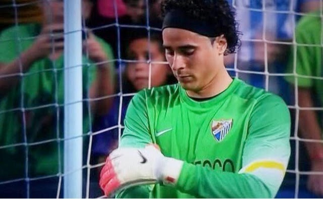 Guillermo Ochoa falla en su debut con el Málaga