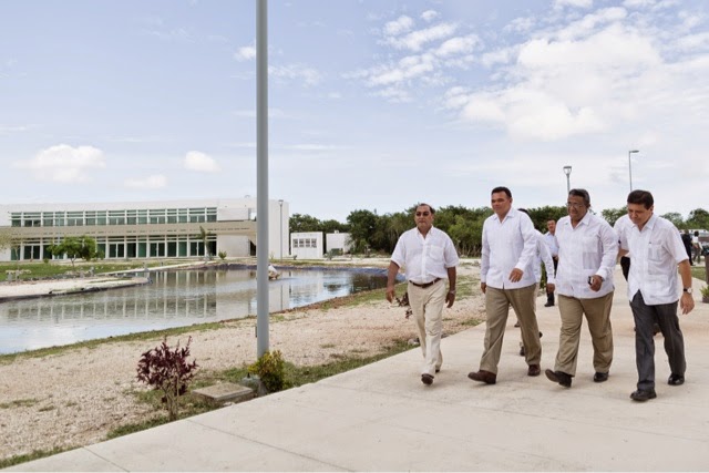 Inauguran Oficinas de Vinculación de la Canacintra en el Parque
Científico y Tecnológico.