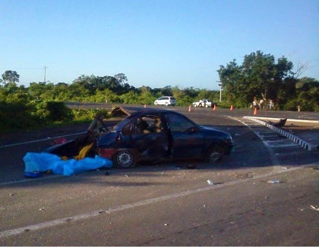 Dos muertos y tres heridos en una carretera yucateca