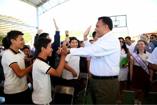 Entregan modernas instalaciones deportivas