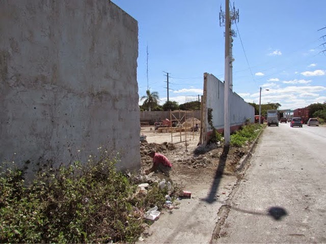 No quieren una gasolinera en progreso