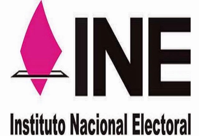 Funcionaria electoral cobra doble sueldo