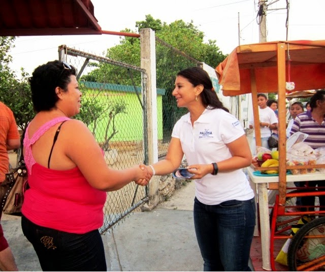 Paloma Angulo recorre El Porvenir