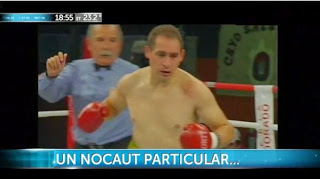 Un nocaut hace bailar a un boxeador