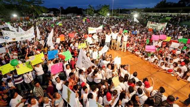 14,000 asistentes al cierre de campaña de Nerio Torres Arcila en los
distritos II y IV