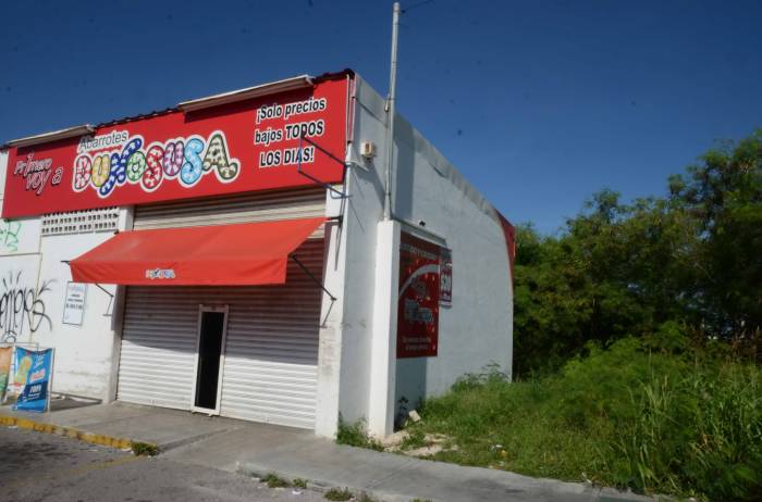Ladrones hacen ‘compra nocturna’ en Dunosusa: salen con 100 mil pesos