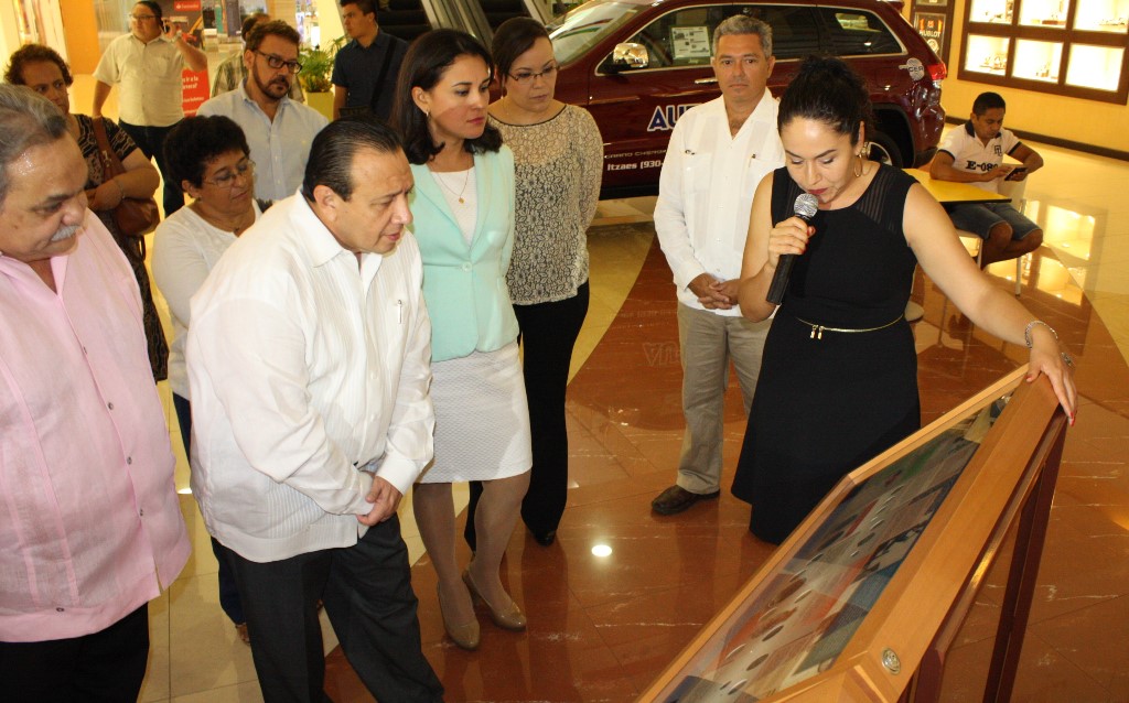 Llevan exposición de monedas antiguas a Plaza Galeríasl