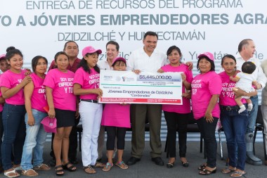 La Sedatu y el Gobierno de Yucatán apoyan proyectos para respaldar al campo.