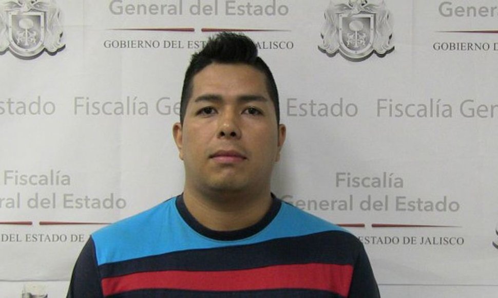 Dan escarmiento a facebookero que se hacía pasar por narco