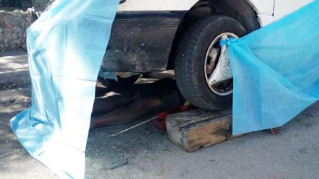 Mecánico yucateco muere aplastado por un auto