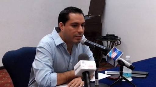 Rolando Zapata elimina impuestos, Mauricio Vila los sube