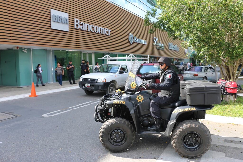 Con modernas cuatrimotos la SSP vigila las plazas comerciales